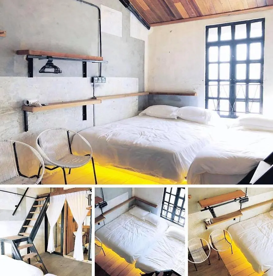 Rimba Jonker With Private Pool -10 Pax 2B/R Villa Malacca