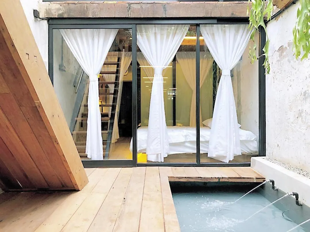 Rimba Jonker With Private Pool -10 Pax 2B/R Villa Malacca