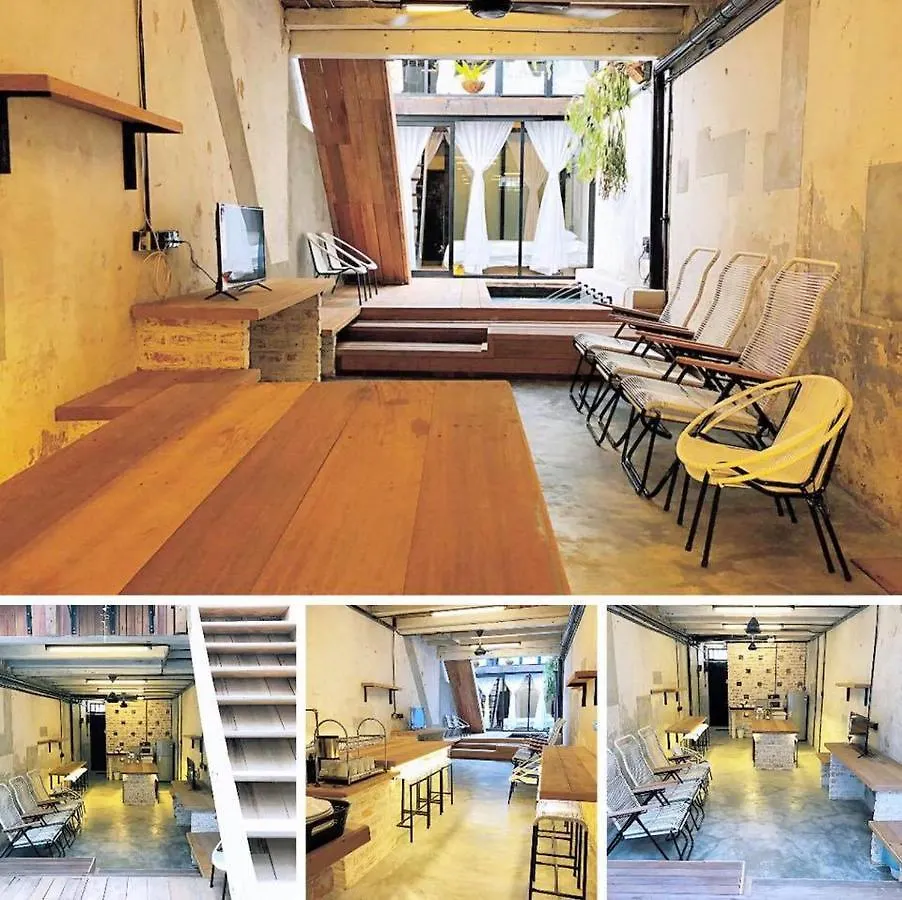 Rimba Jonker With Private Pool -10 Pax 2B/R Villa Malacca