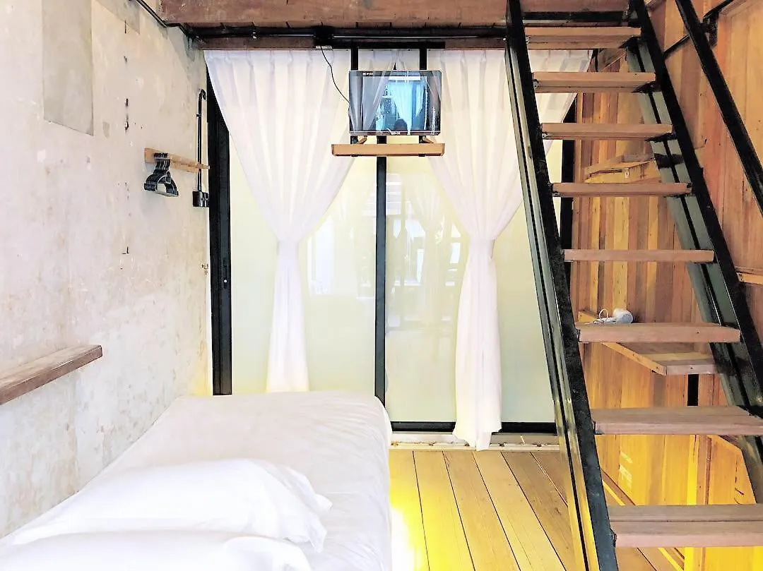 Rimba Jonker With Private Pool -10 Pax 2B/R Villa Malacca